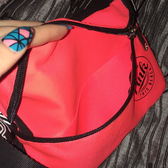 authentic Pink fannypack - Picture 5 of 5